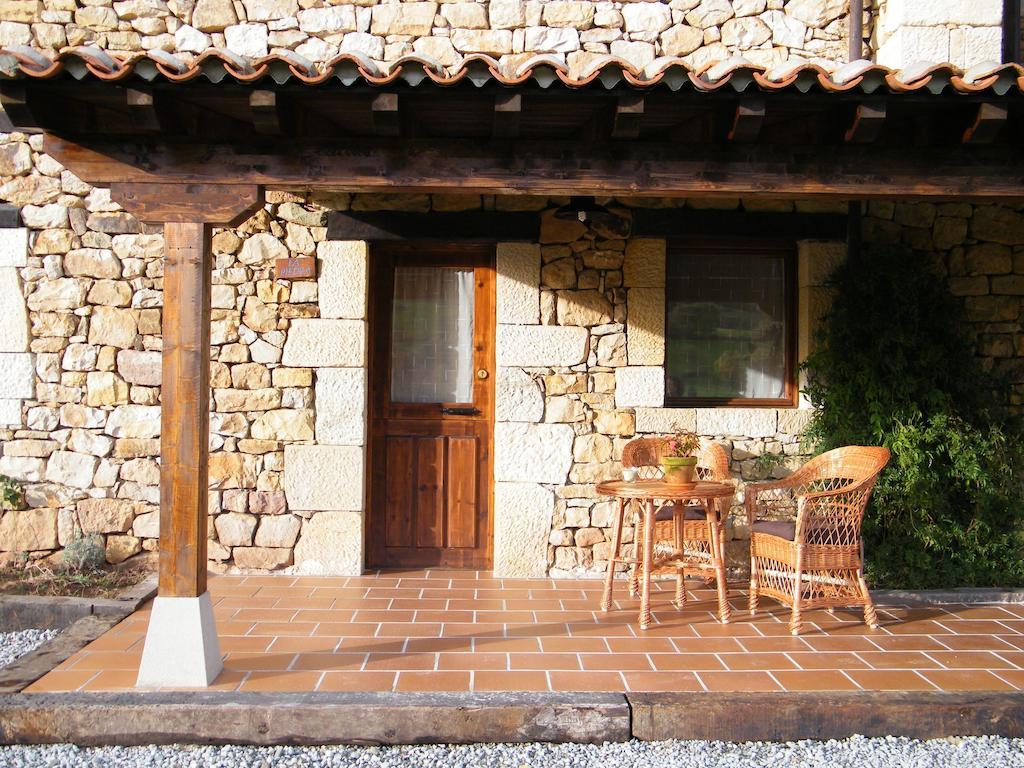 Sendero Del Agua Apartment San Vicente del Monte Ruang foto